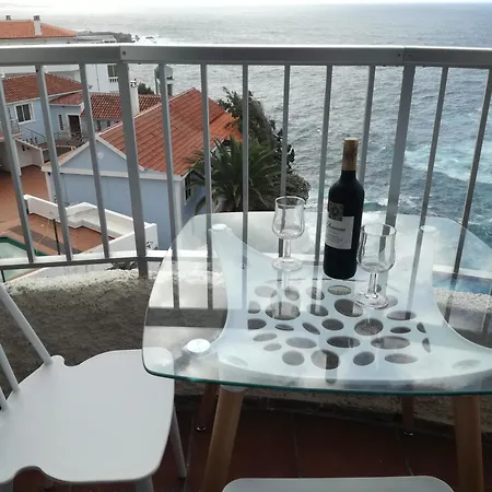 In San Marcos, With Wonderful Sea View, Pool Access, Enclosed G Apartment San Marcos (Tenerife)